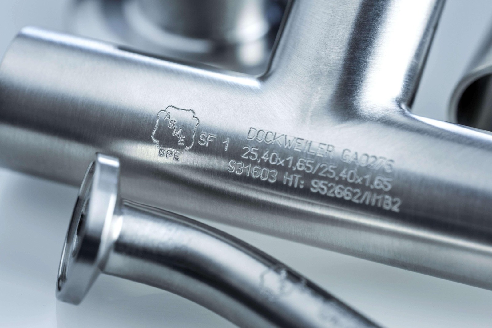 CFOS high-purity stainless steel tube and fittings for semiconductor gas systems